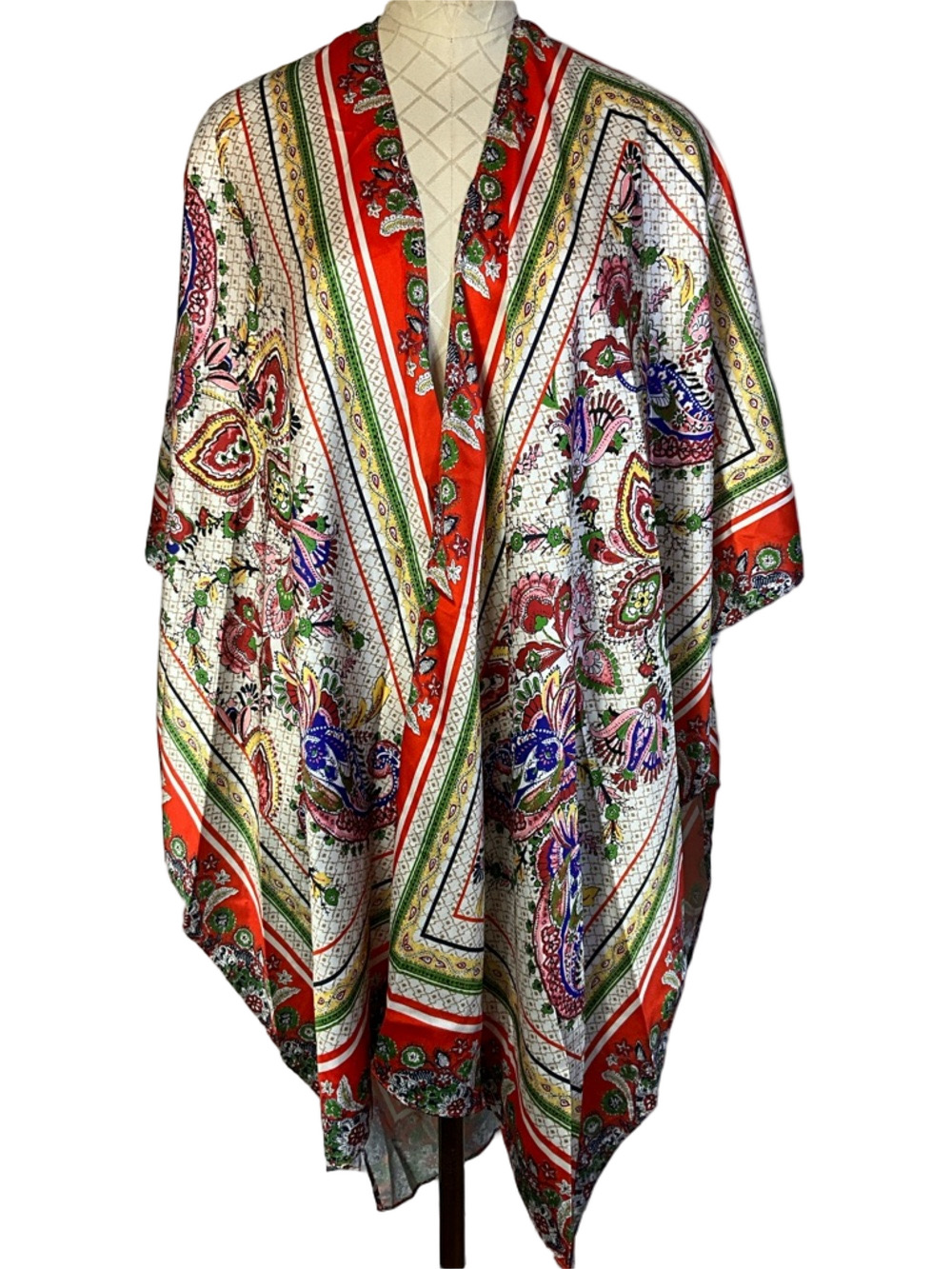 Umgee Bobo Floral Knee Length Orange and White Kimono  Size Medium/Large